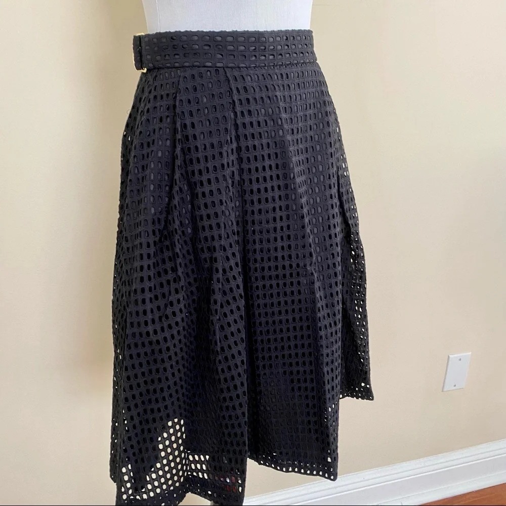 H&M eyelet black
